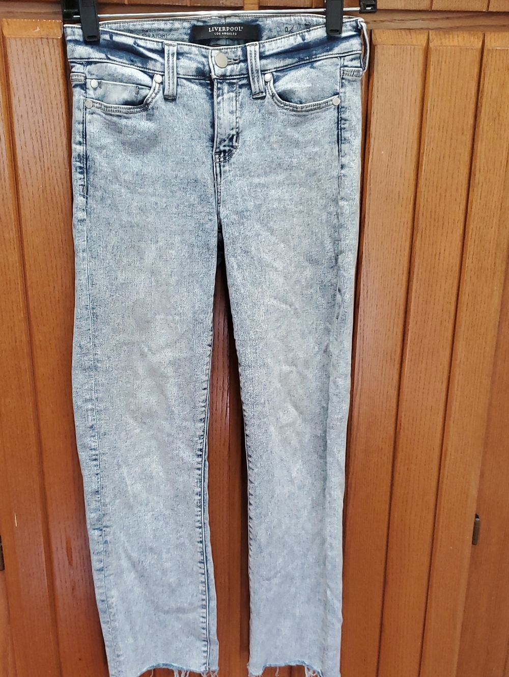 Liverpool Women's Light Acid Wash Straight Leg Jeans